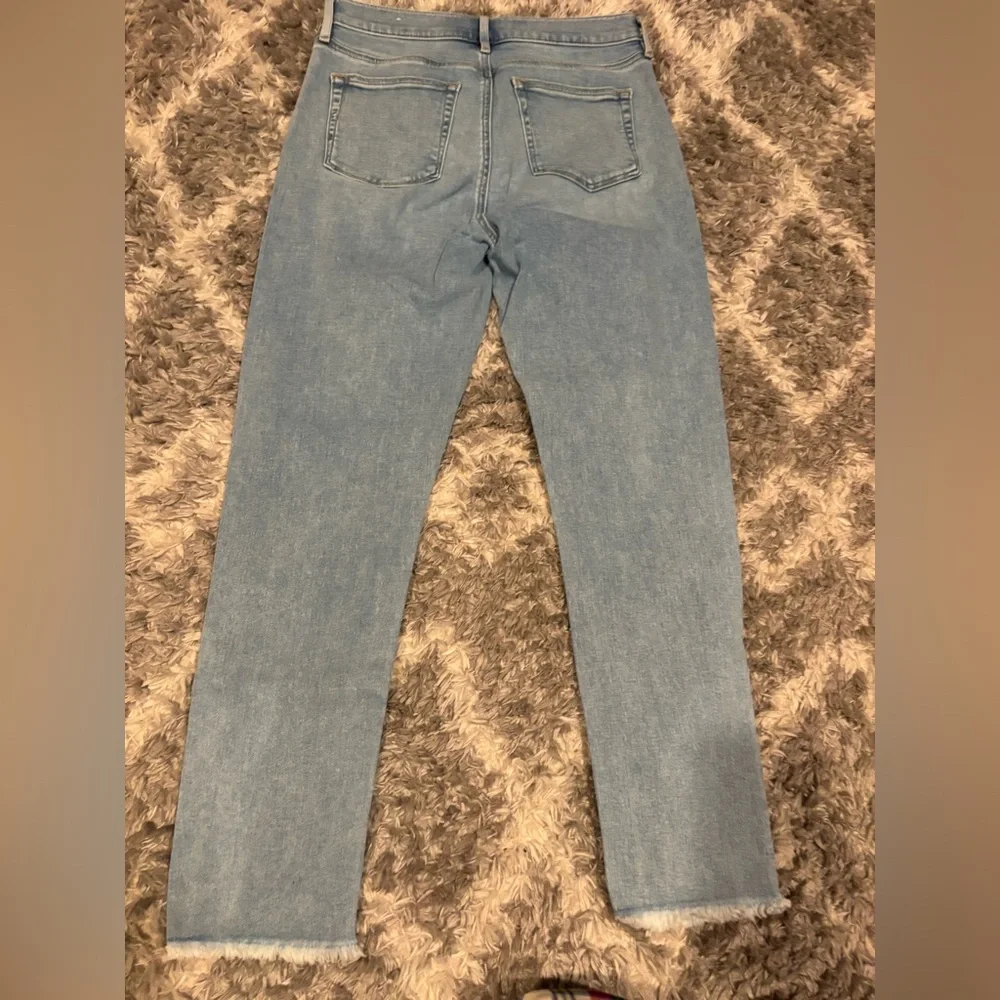 LOFT Women's Blue Jeans Button Up freyed bottoms - Size 8/29 NWOT - Picture 6 of 9